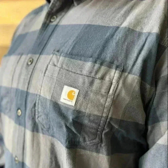 Carhartt button down checkered black and tan work casual - Picture 2 of 8